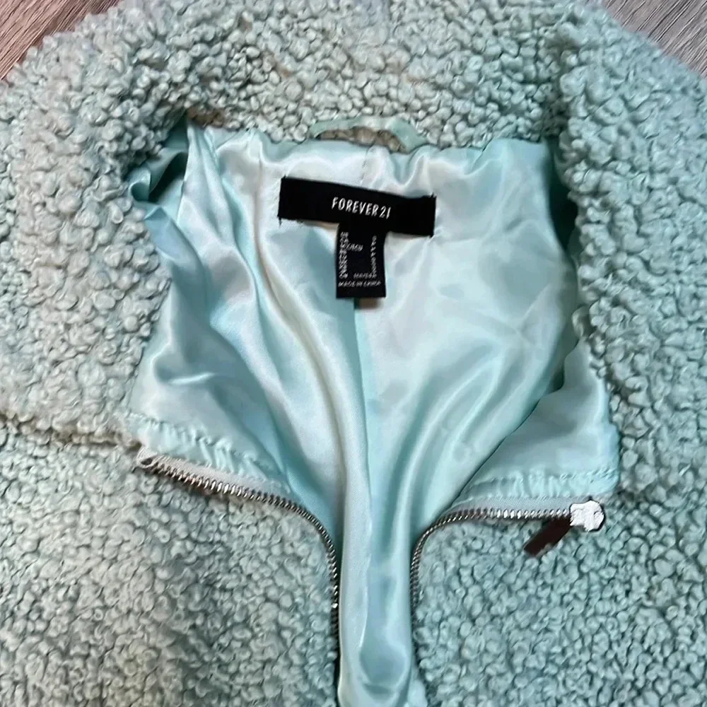 Forever 21 Faux Sherpa Jacket - Picture 2 of 7